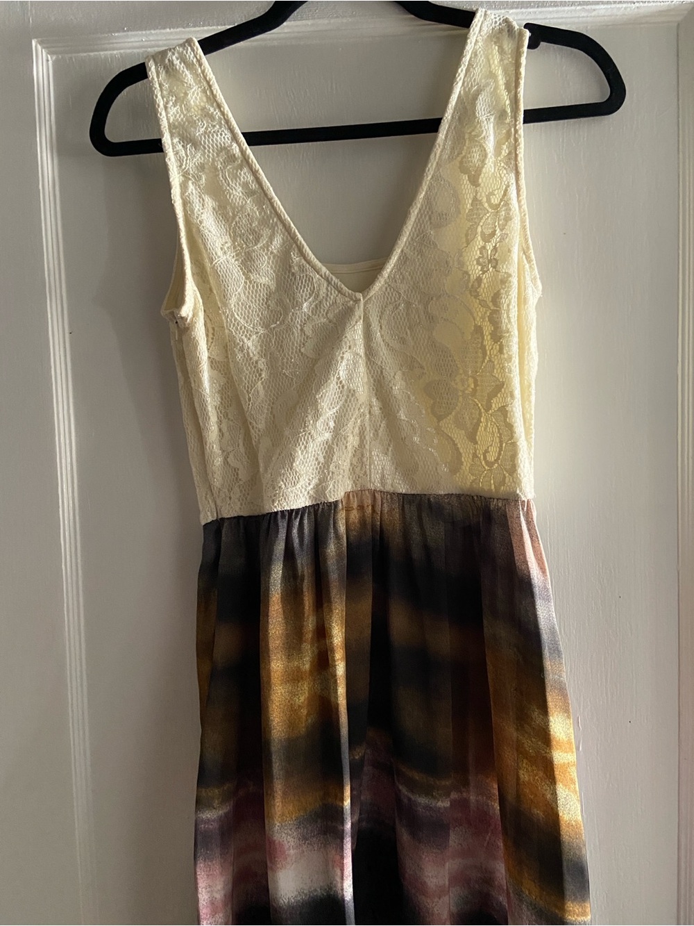 Cream Lace Top Multi-Color Skirt Maxi Dress